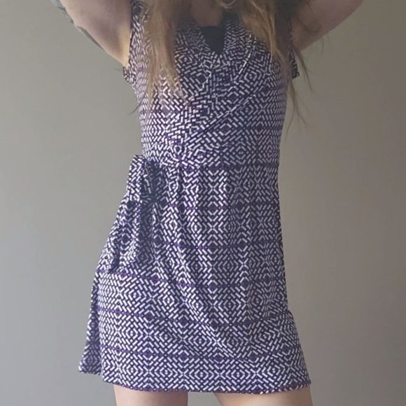 Liz Claiborne Stretch Belted Wrap Front Dress Small/Medium - Picture 3 of 9